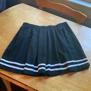 HOT TOPIC skirt size XL pre-owned condition